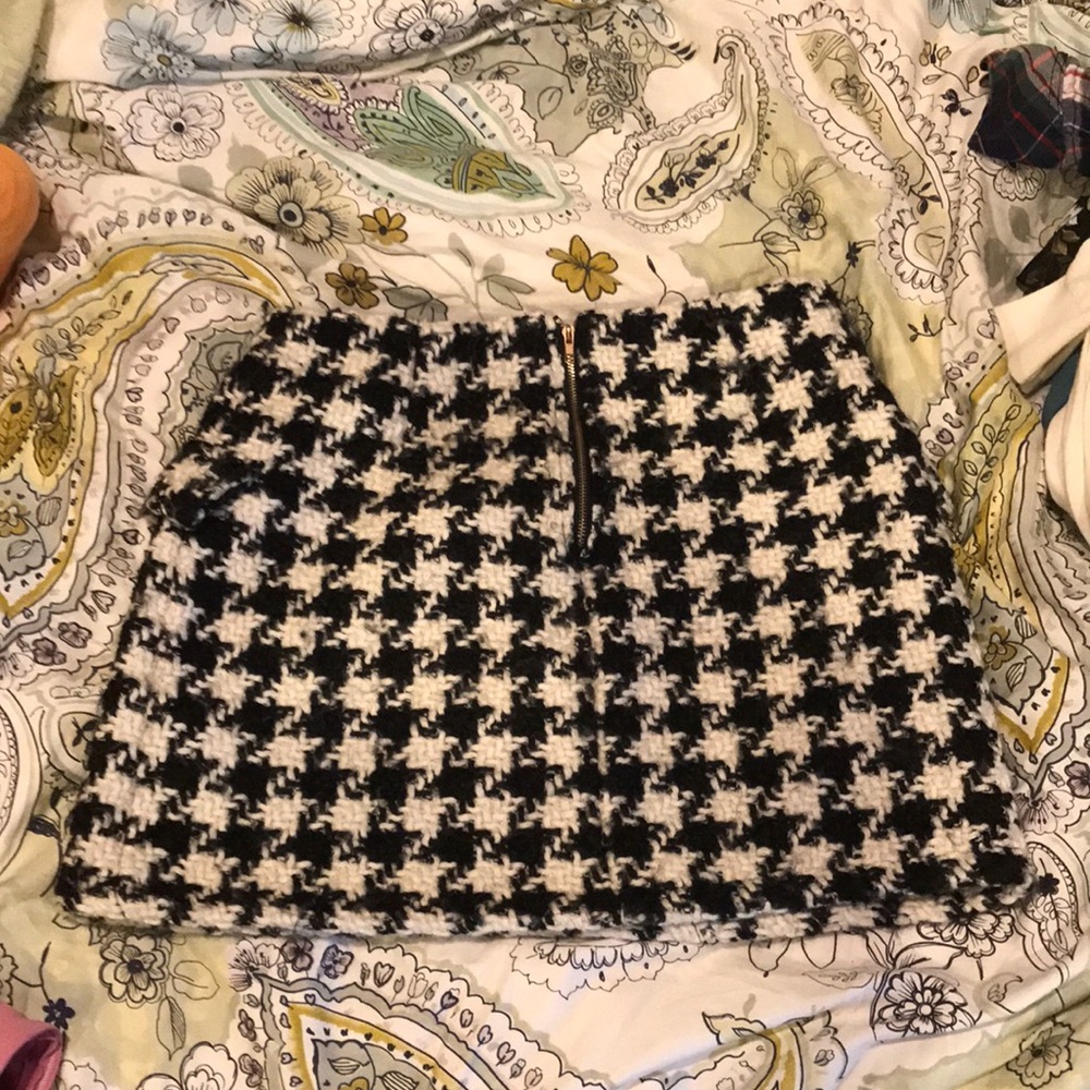 Plaid mini skirt with back fake pocket and zipper